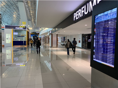 1571896527891418.jpg 雅加達機場_副本12.jpg